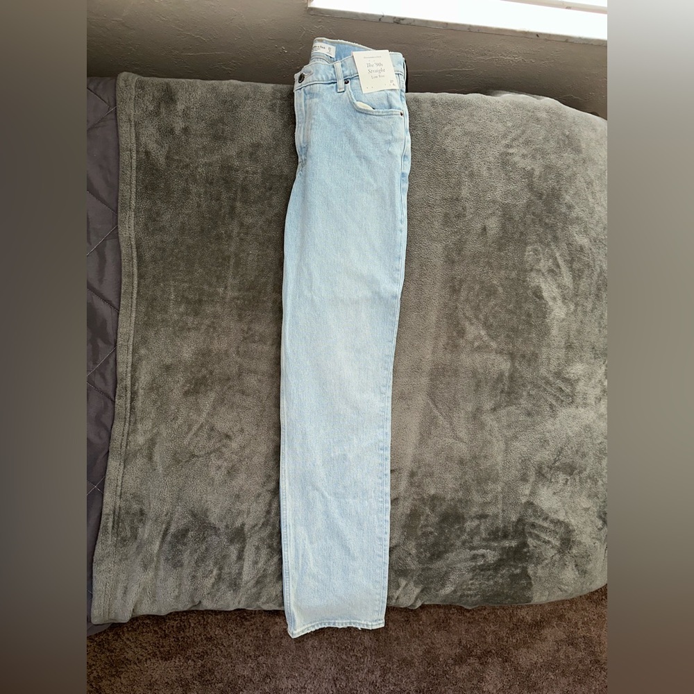 Abercrombie 90’s Straight Jeans
